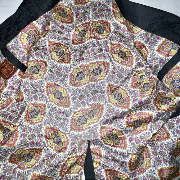 Colbert's Harry Holland Vintage Black and Engraved Look Blazer Jacket - Picture 10 of 15